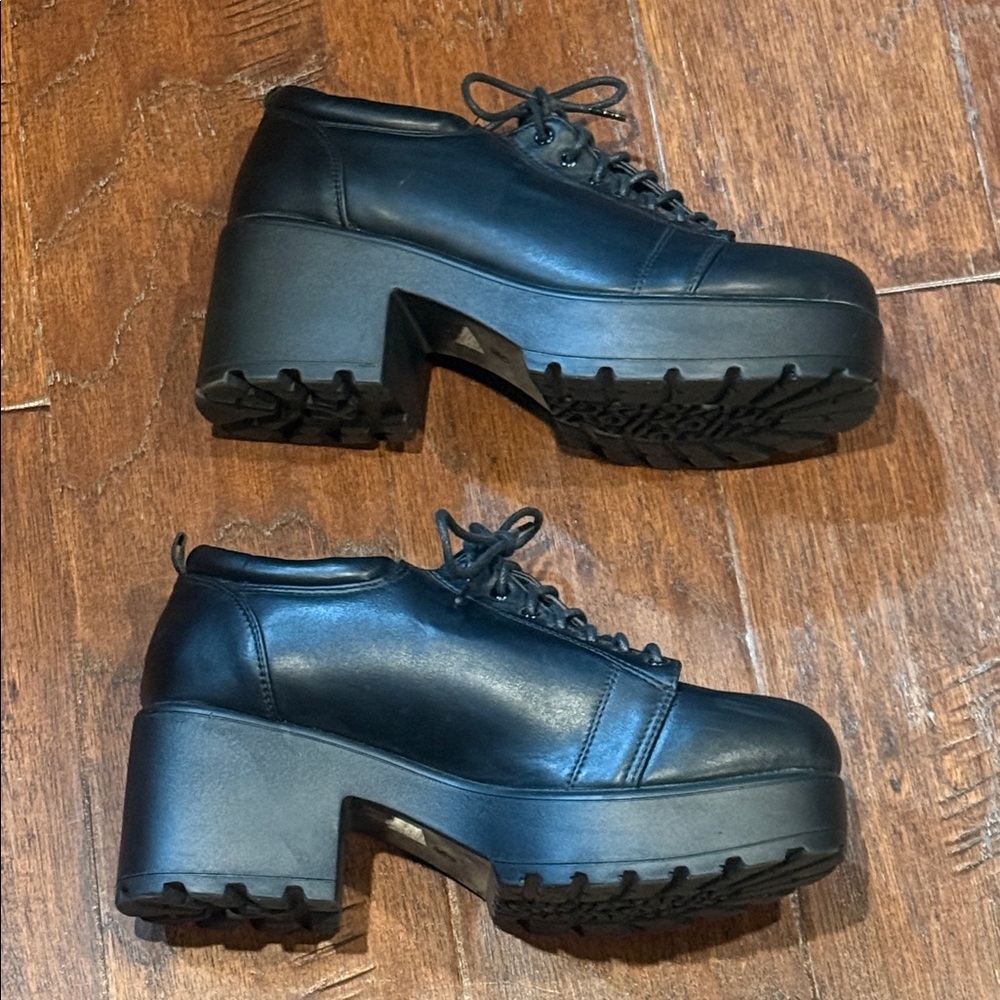 Size 9 KOI Black Chunky Platform Lace-Up Shoes